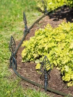 Leaf Hose Guide, Set Of 4 7 Leaf Hose Guide, Set Of 4 -Garden Sales 8600240 403 tif