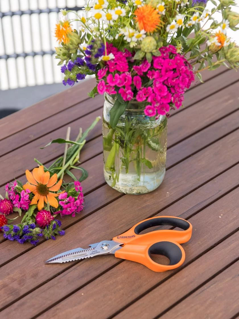 Gardener's Multi Purpose Scissors 3 Gardener's Multi Purpose Scissors