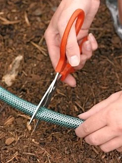 Snip-n-Drip Soaker Hose System 18 Snip-n-Drip Soaker Hose System -Garden Sales GS40205 02 tif